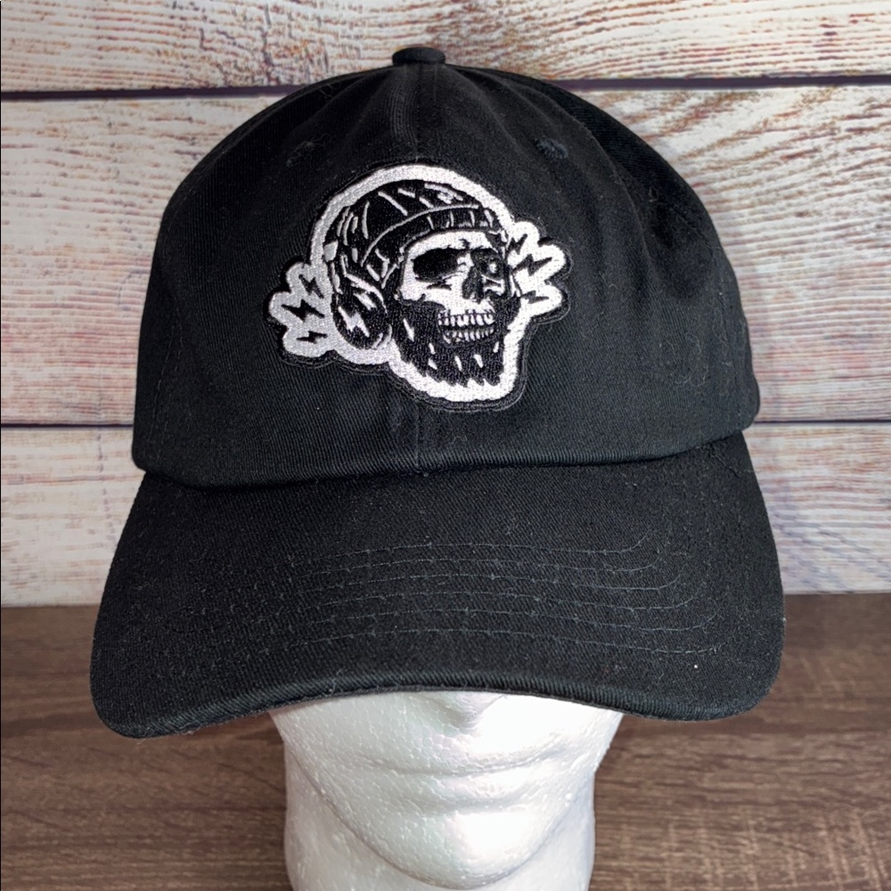 EUC Black hat with a skull wearing headphones embroidered patch Unbranded